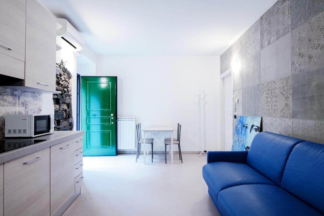 Blue Loft - The House Of Travelers Appartement Como Buitenkant foto