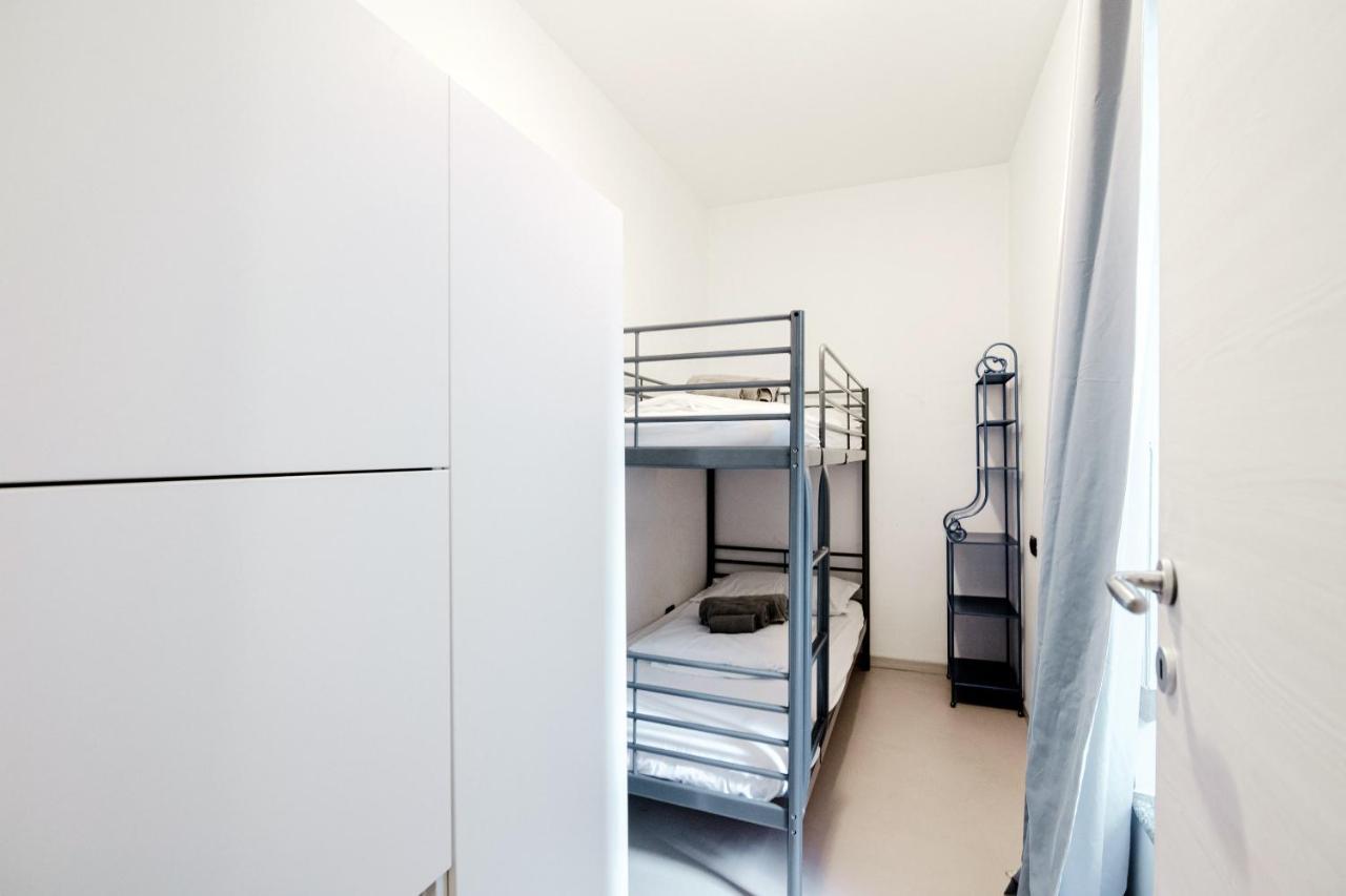 Blue Loft - The House Of Travelers Appartement Como Buitenkant foto