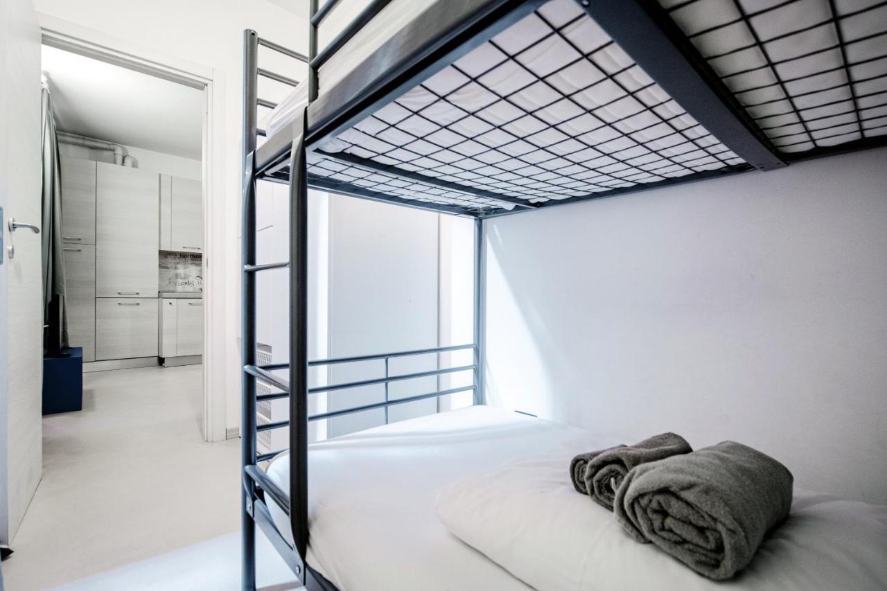 Blue Loft - The House Of Travelers Appartement Como Buitenkant foto