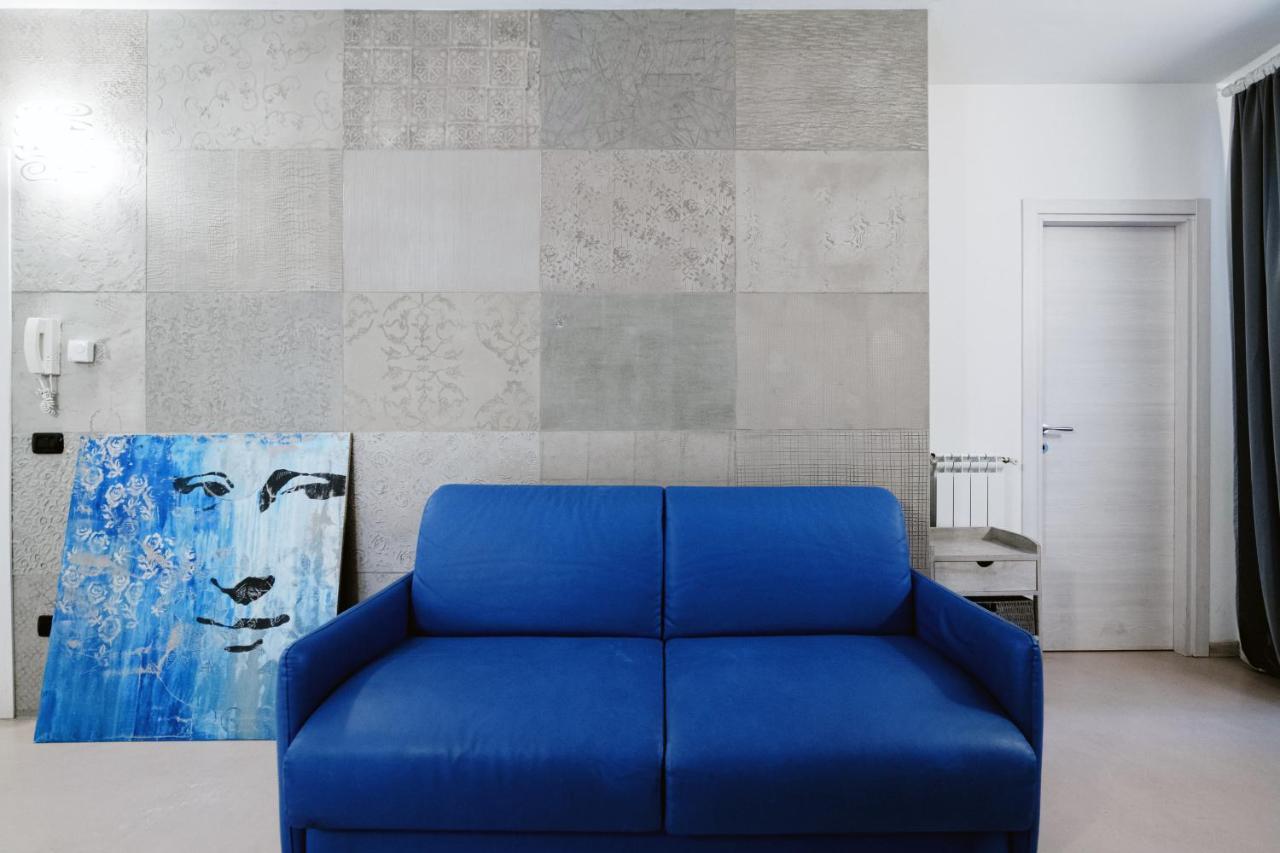 Blue Loft - The House Of Travelers Appartement Como Buitenkant foto