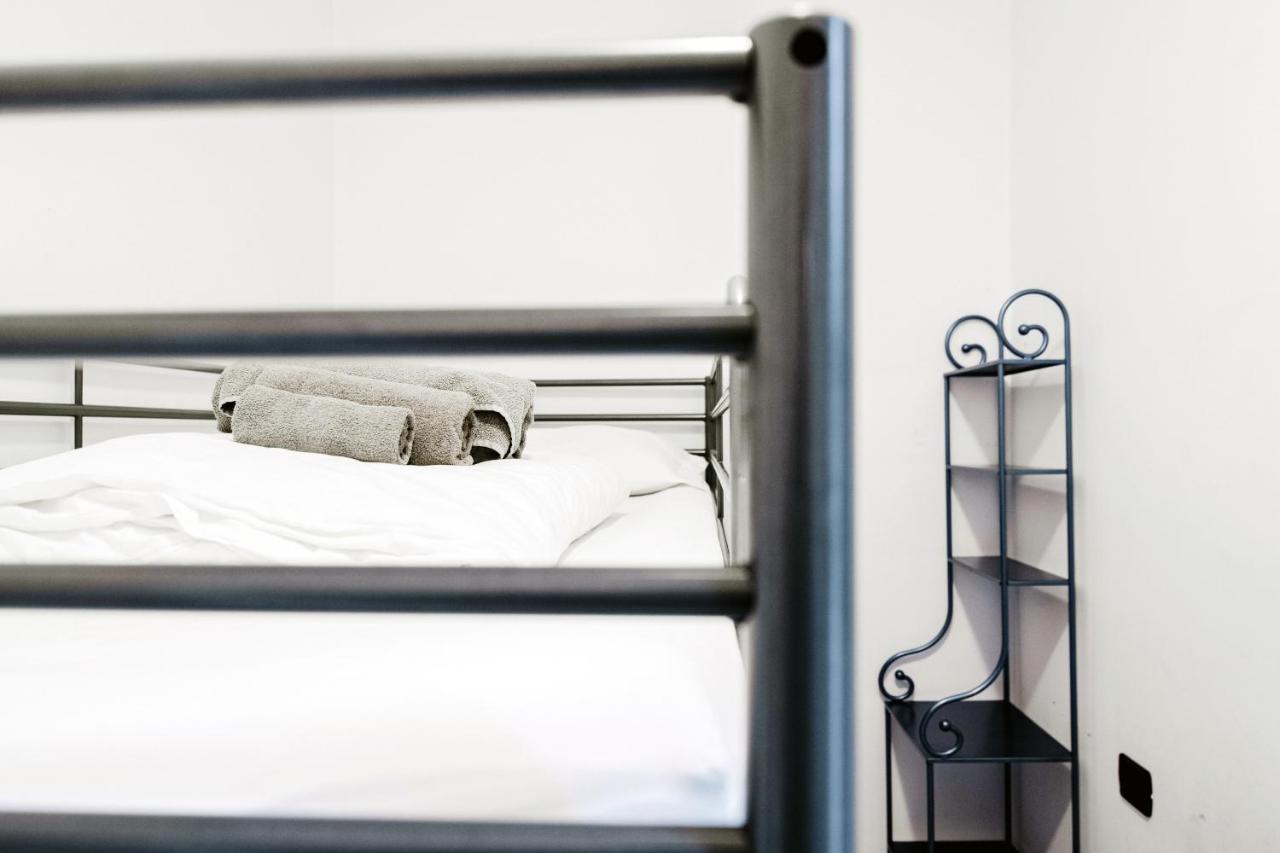 Blue Loft - The House Of Travelers Appartement Como Buitenkant foto